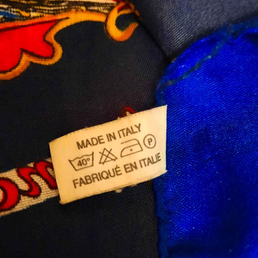 ITALIAN womens scarf , 30×30, with pictures Paris $35 - Picture 3 of 5
